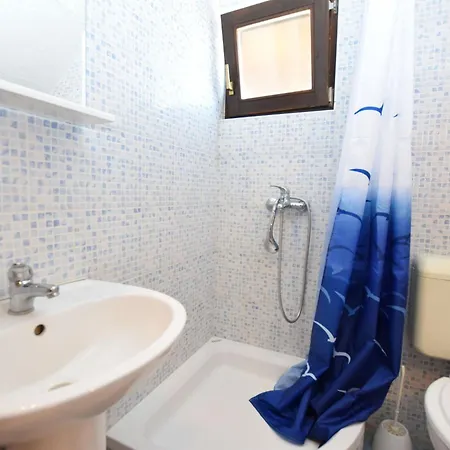 Lovely With Pool In Apartman *