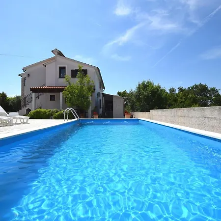 Lovely With Pool In Pore * Porec